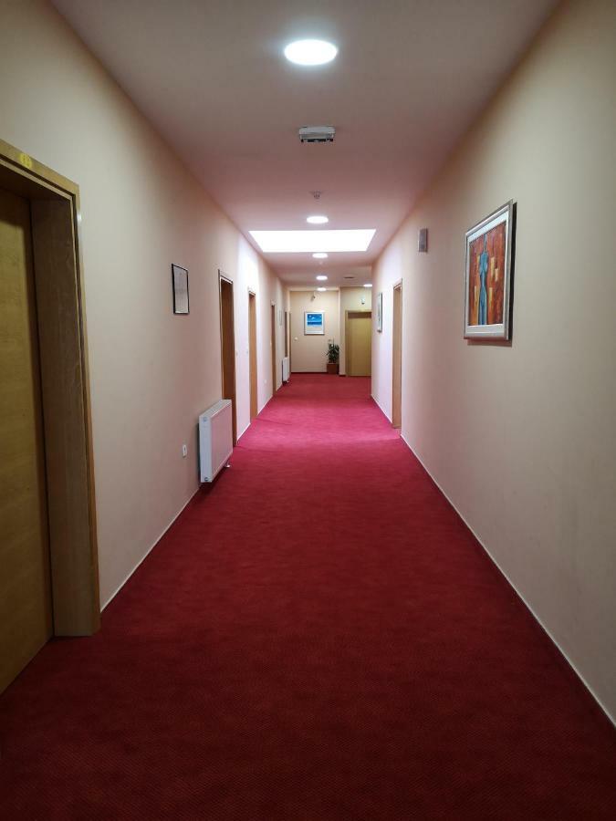 Rooms Laguna Sesvete Exterior foto